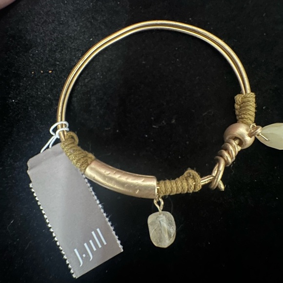 J Jill Antique gold colored Hook Closure Bracelet - Picture 2 of 10